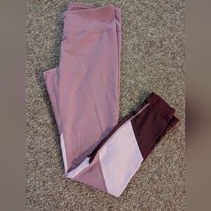 5/$25🌻 Colorblock Active Leggings - Mauve & Plum